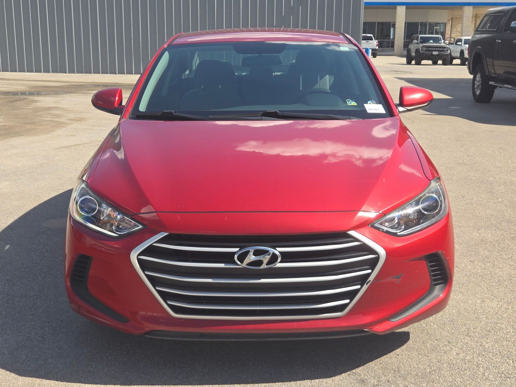 Used 2018 Hyundai Elantra SE w/ SE Connectivity Package 04 FWD image 8