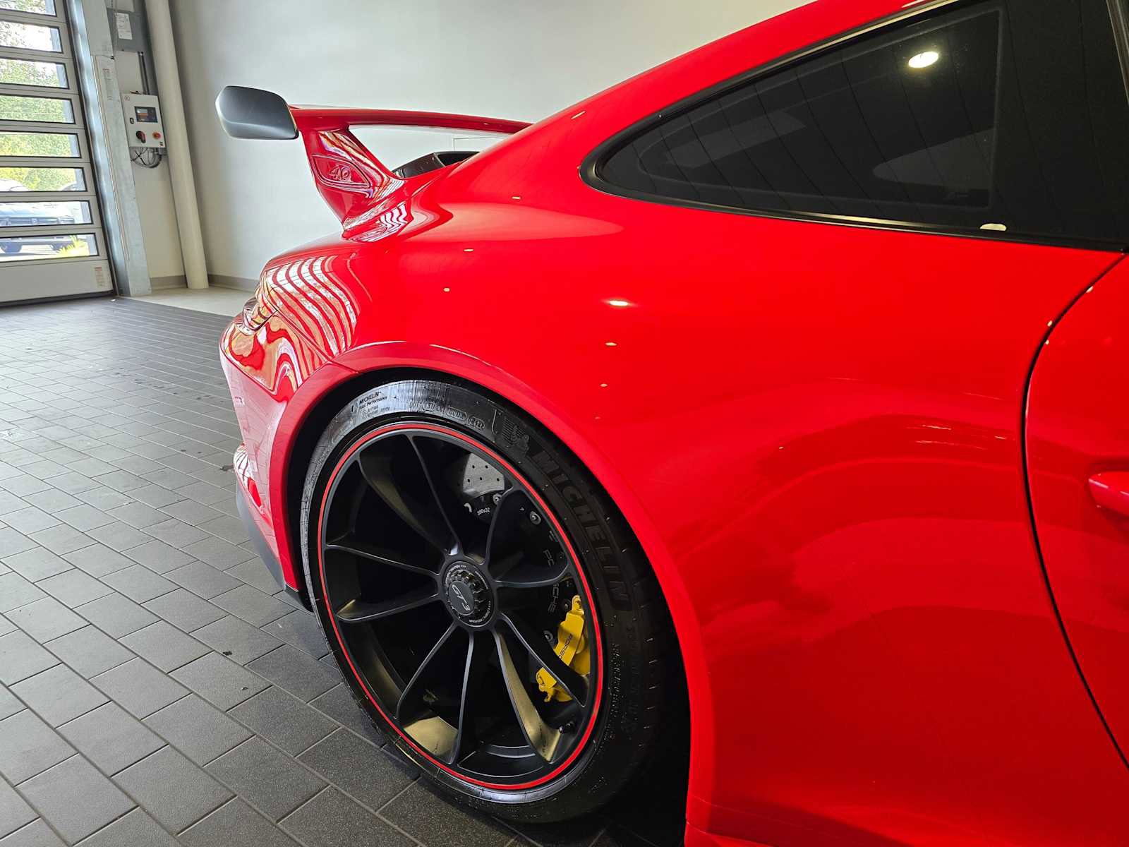 Used 2018 Porsche 911 GT3 image 16
