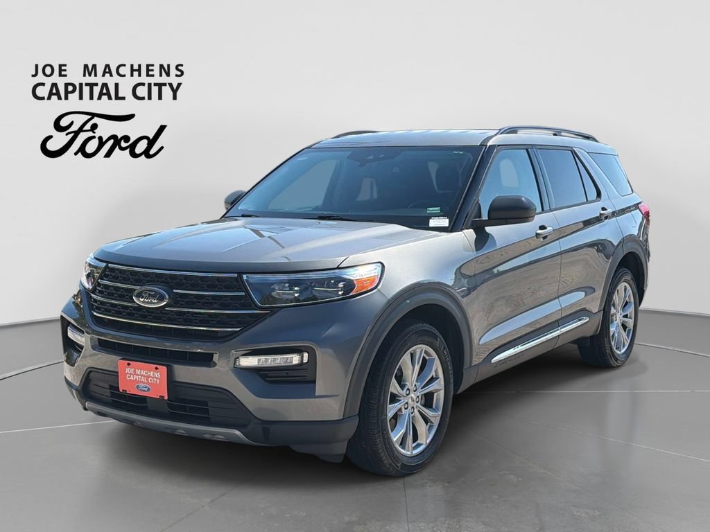 Used 2023 Ford Explorer XLT w/ Equipment Group 202A AWD/4WD image 9