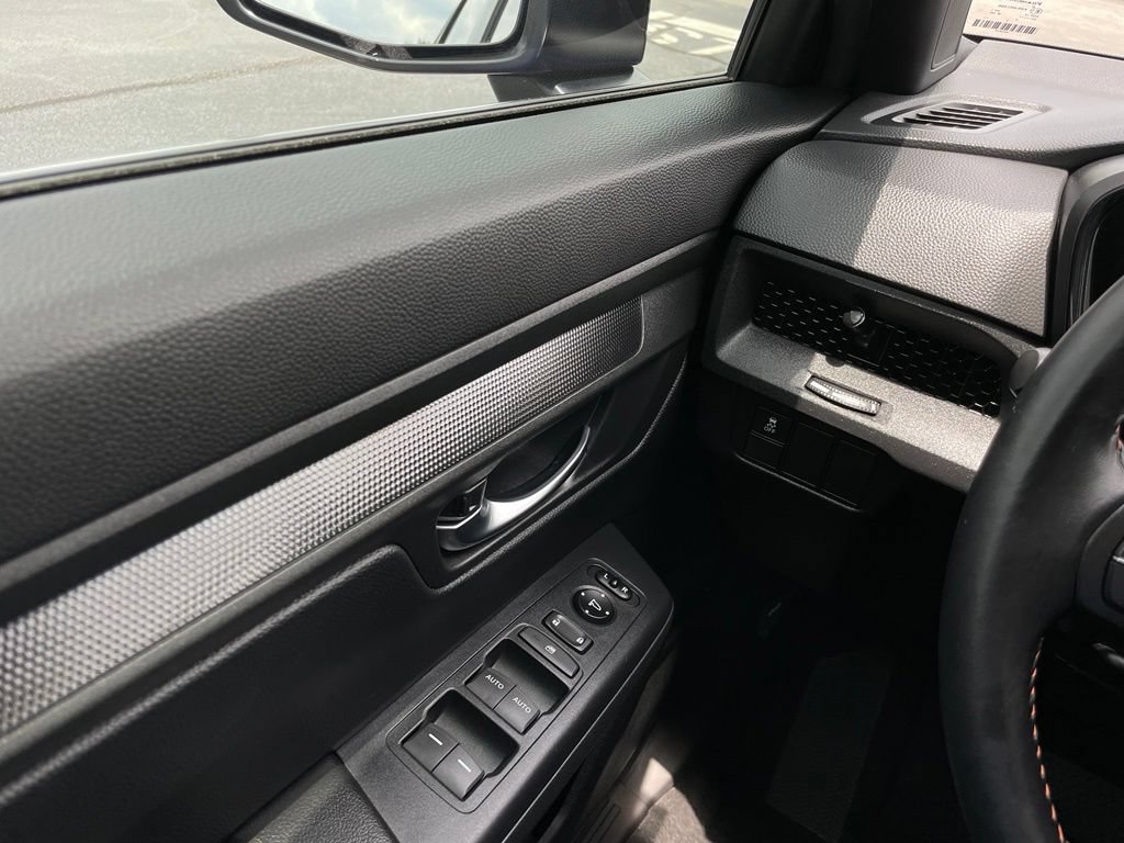 Certified 2025 Honda CR-V Sport image 21