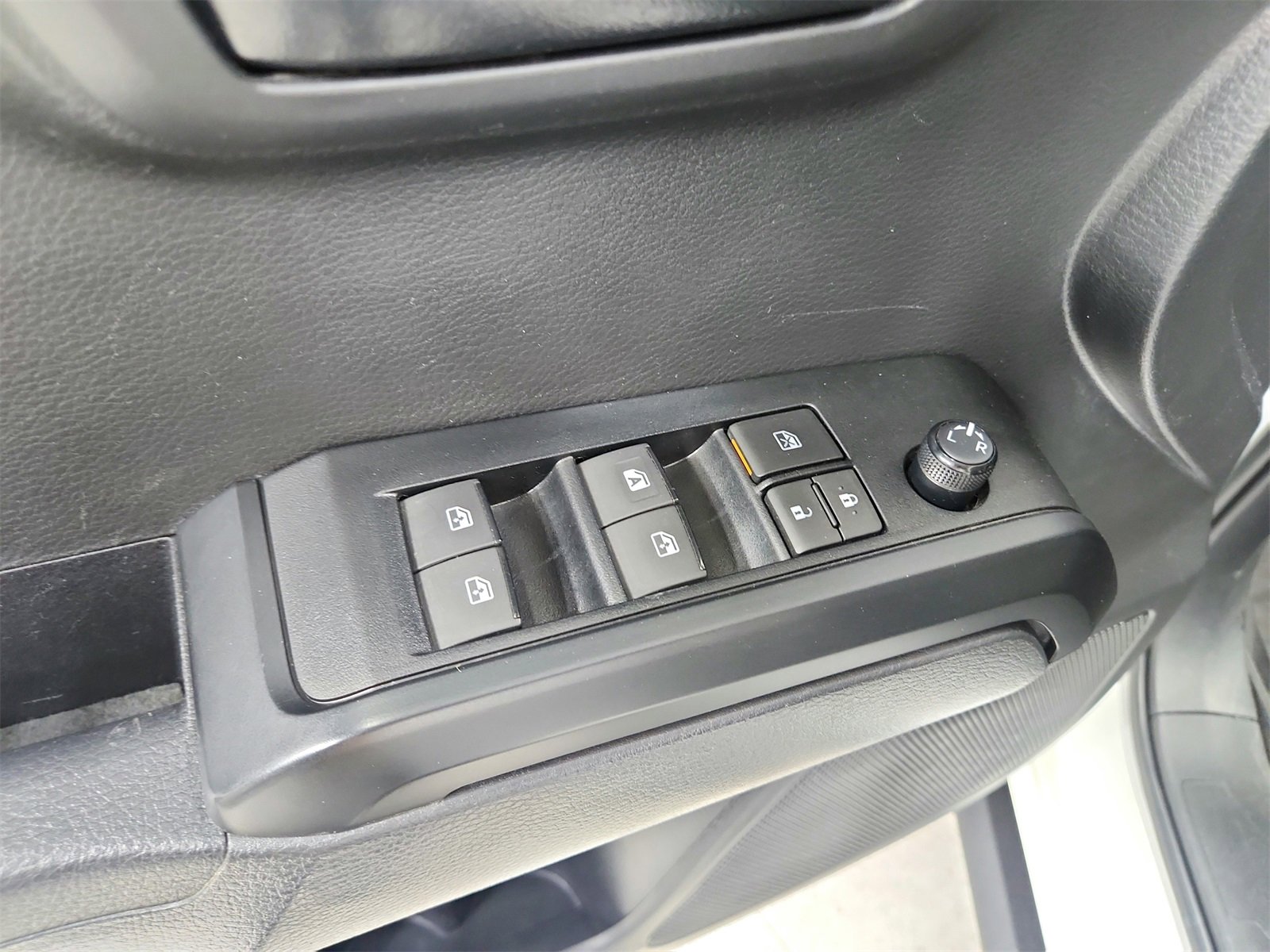 Used 2023 Toyota Tacoma SR image 30