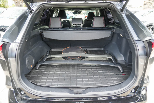Used 2024 Toyota RAV4 XSE w/ Weather Package AWD/4WD image 28