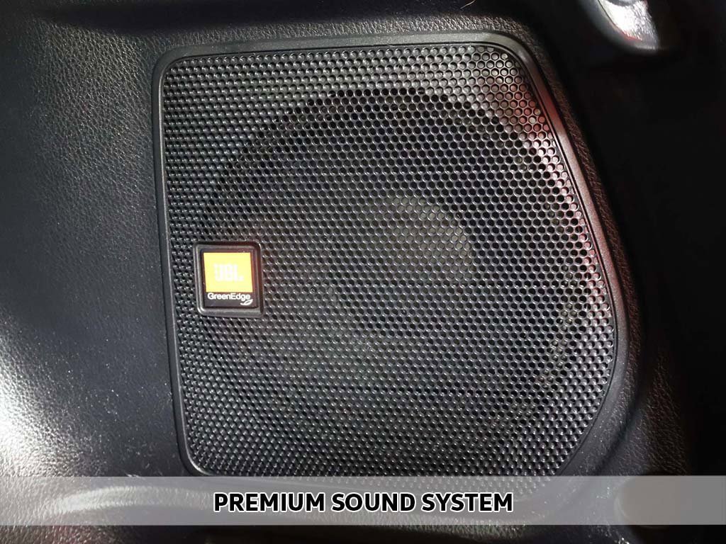 Used 2018 Toyota RAV4 Limited image 4