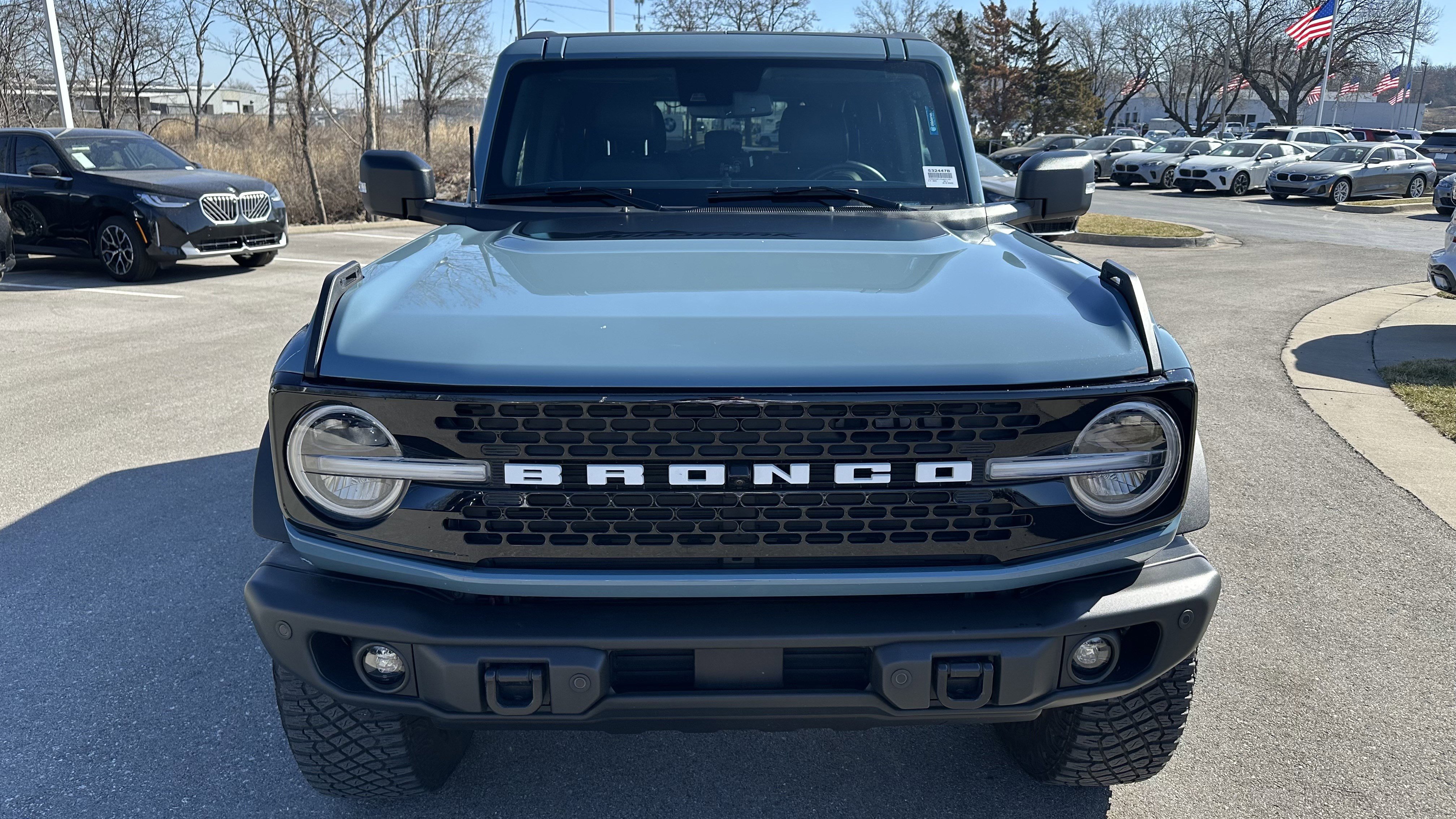 Used 2023 Ford Bronco Wildtrak image 3