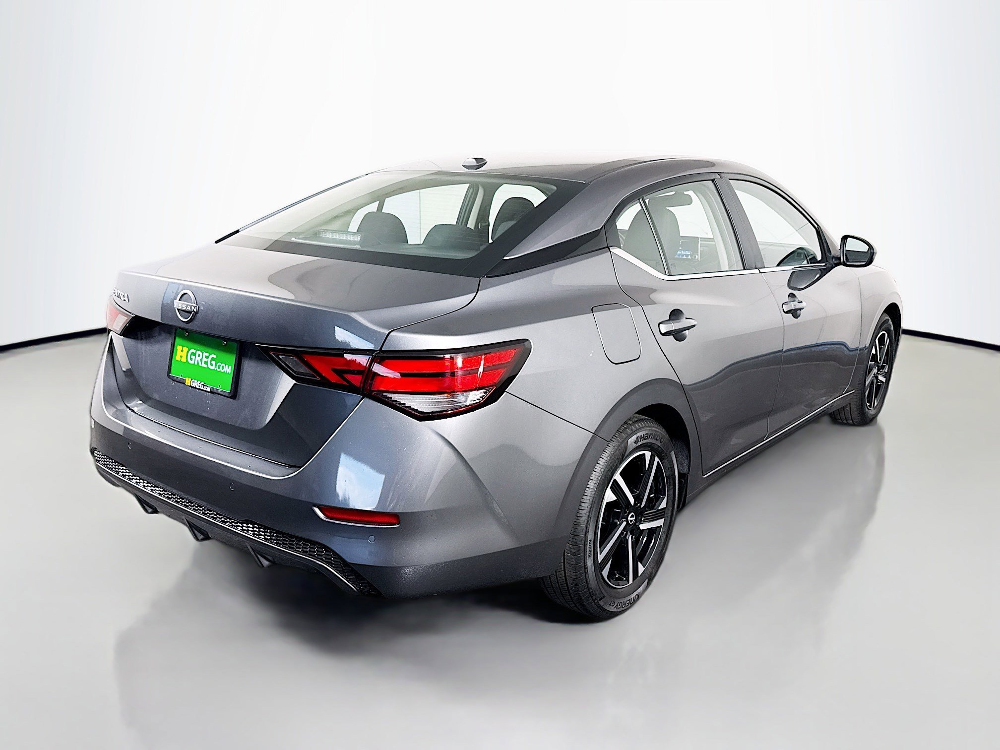 Used 2025 Nissan Sentra SV image 10