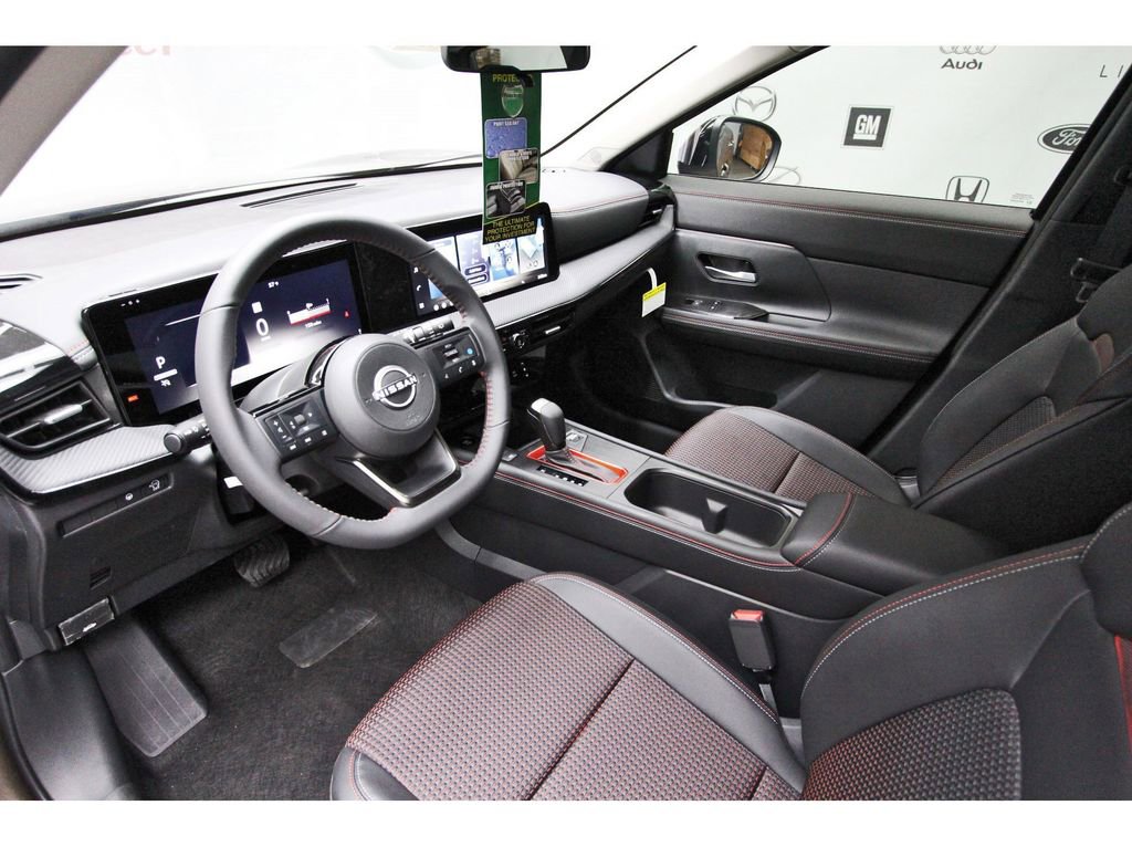 New 2026 Nissan Kicks SR FWD image 12