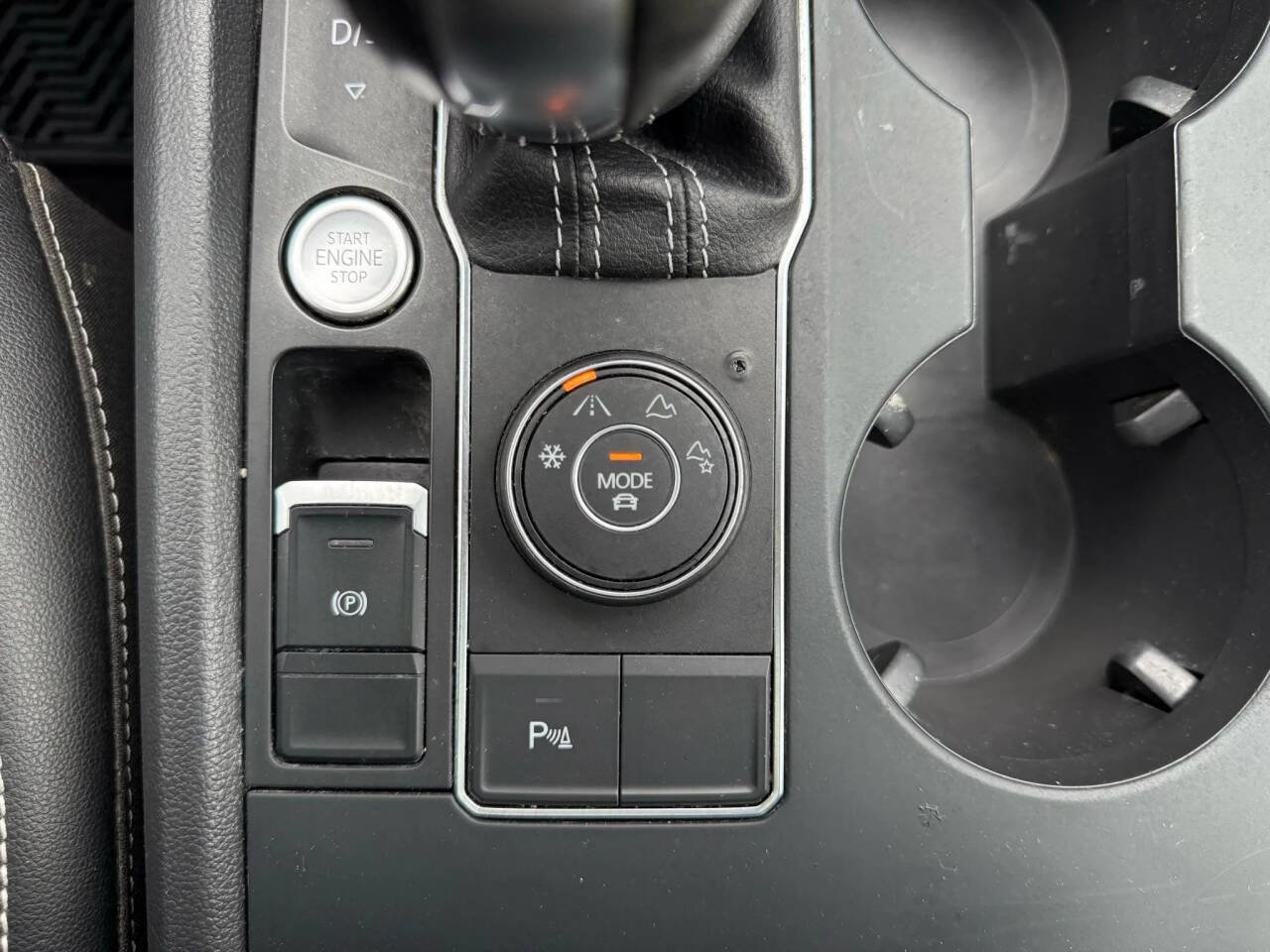 Used 2021 Volkswagen Atlas SE w/ Panoramic Sunroof Package AWD/4WD image 26