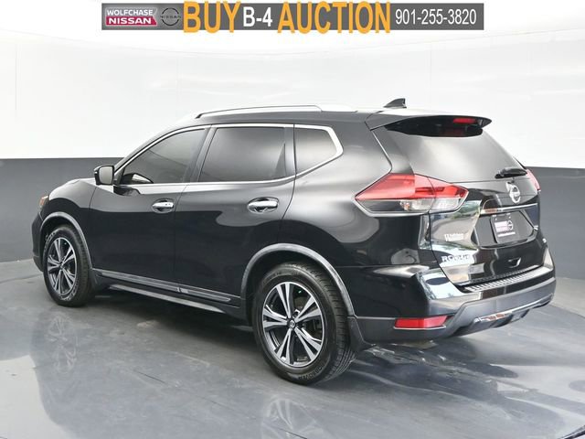 Used 2017 Nissan Rogue SL image 3