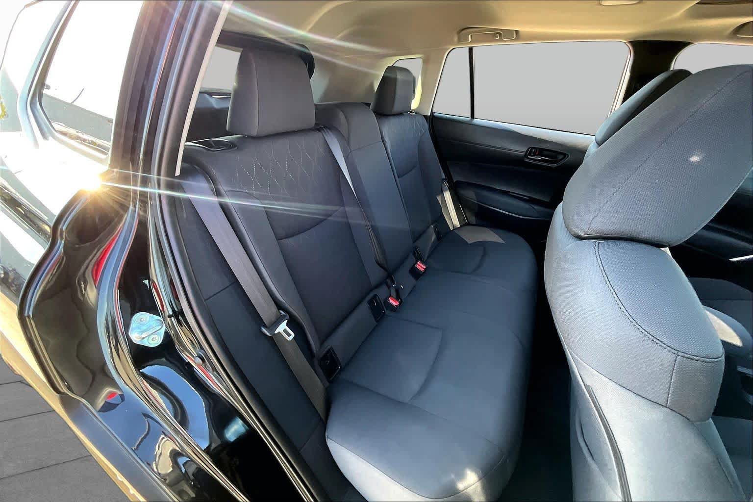 Used 2023 Toyota Corolla Cross LE w/ Moonroof Package FWD image 20