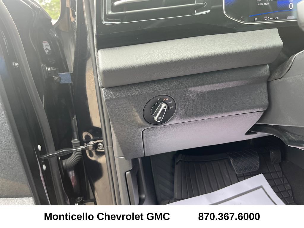 Used 2025 Volkswagen Jetta S FWD image 11