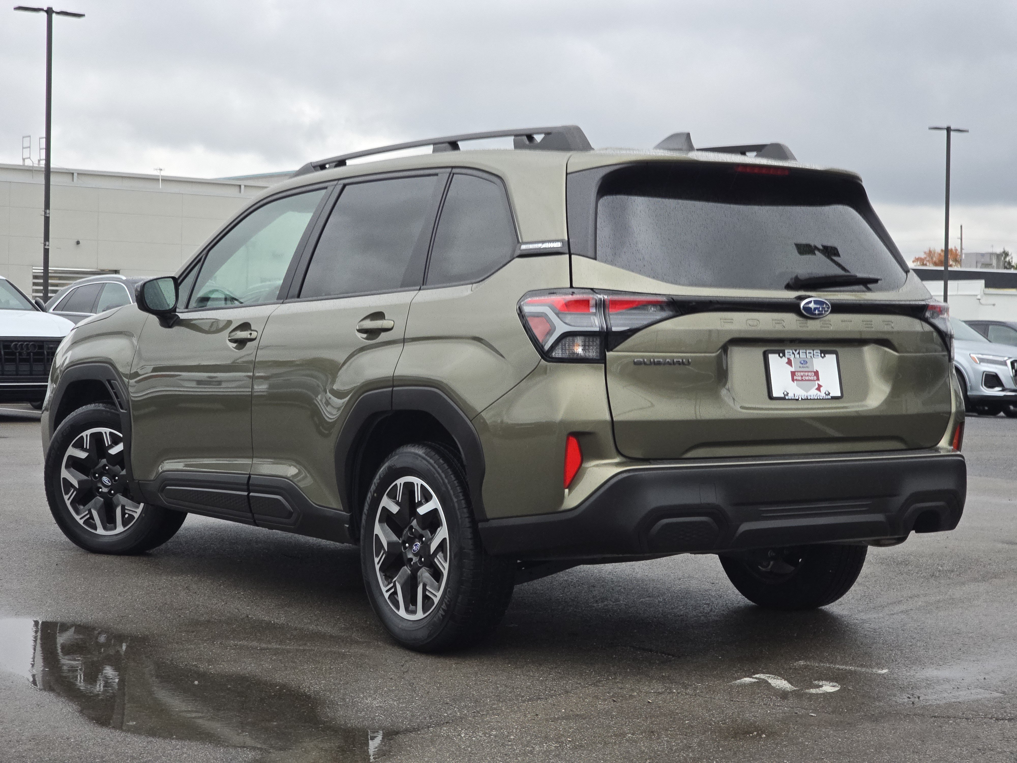 Certified 2025 Subaru Forester Premium AWD/4WD image 5