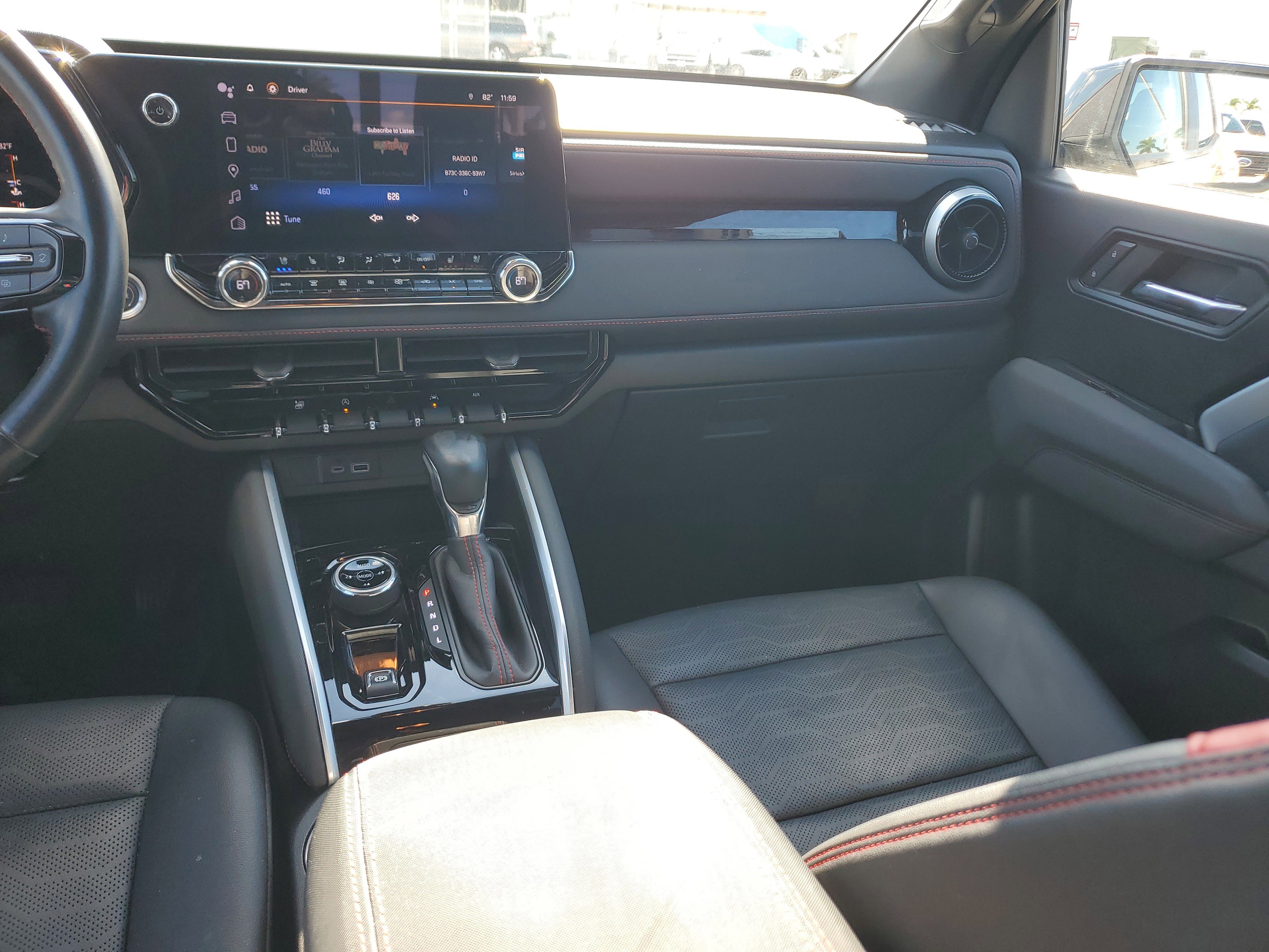 Used 2023 Chevrolet Colorado Z71 w/ Z71 Convenience Package 2 image 16