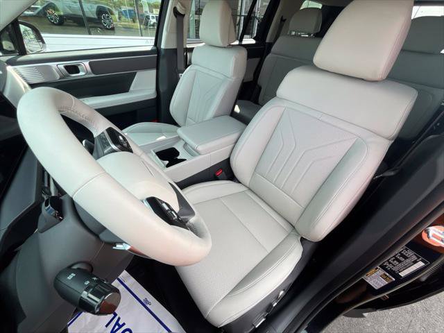 New 2027 Hyundai Santa Fe SEL FWD image 13