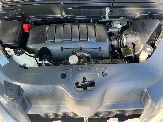 Used 2011 Buick Enclave CXL image 18