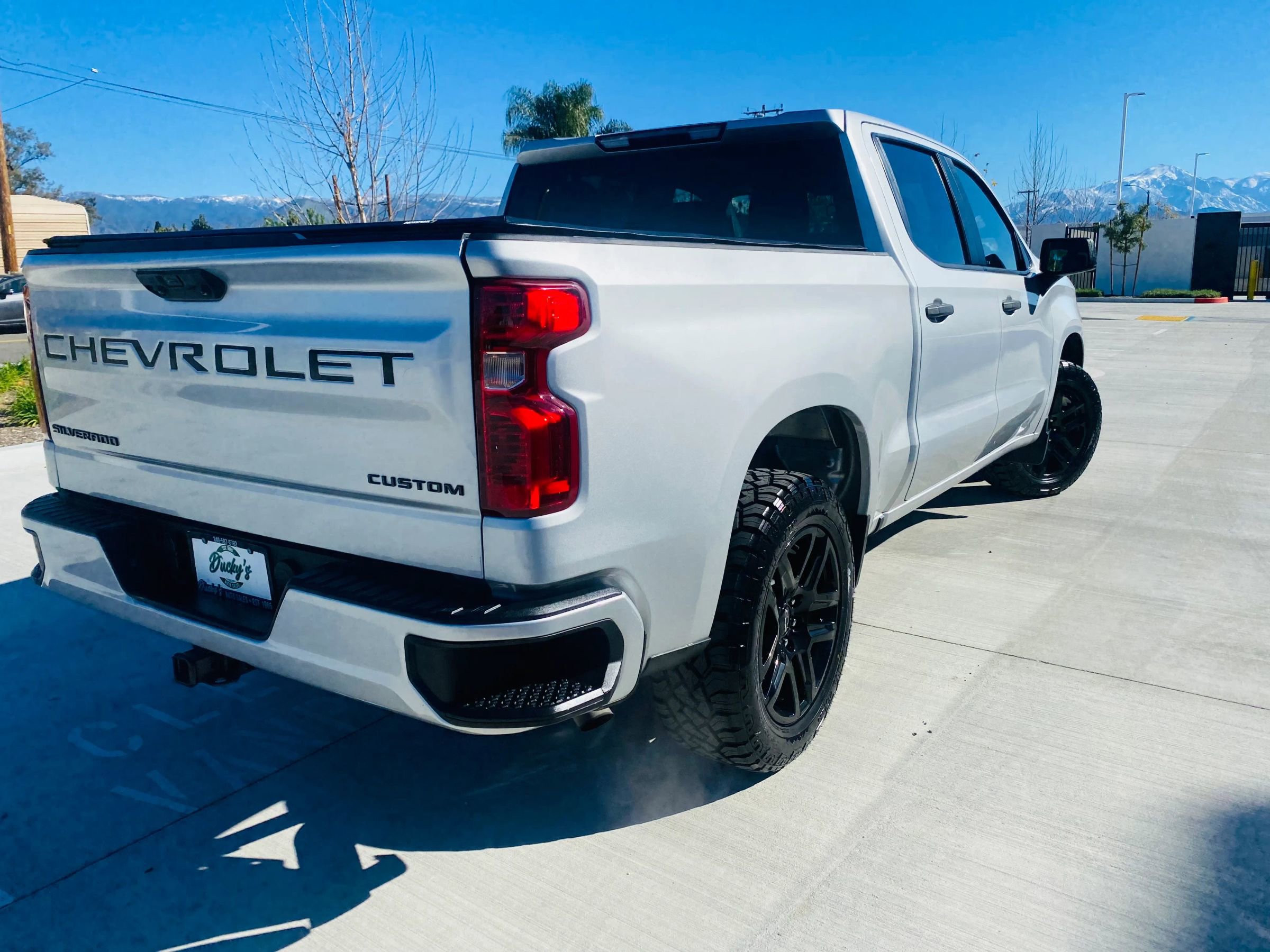 Used 2022 Chevrolet Silverado 1500 Custom w/ LPO, Dark Essentials Package image 4