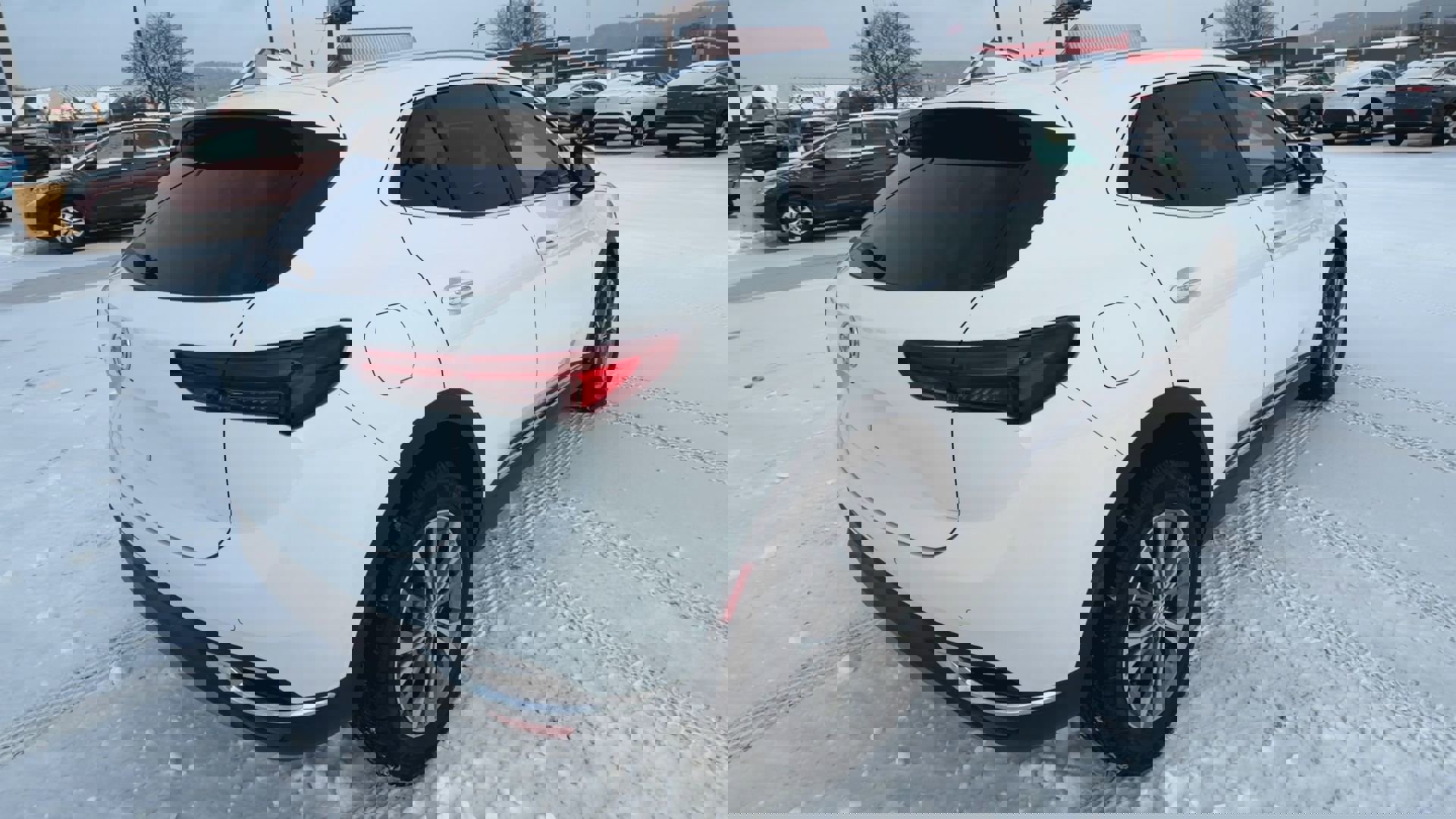 Used 2023 Buick Envision Preferred image 8