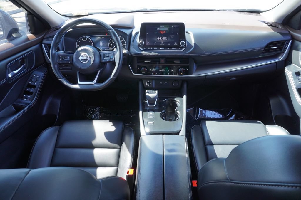 Certified 2023 Nissan Rogue SV w/ SV Premium B Package FWD image 11