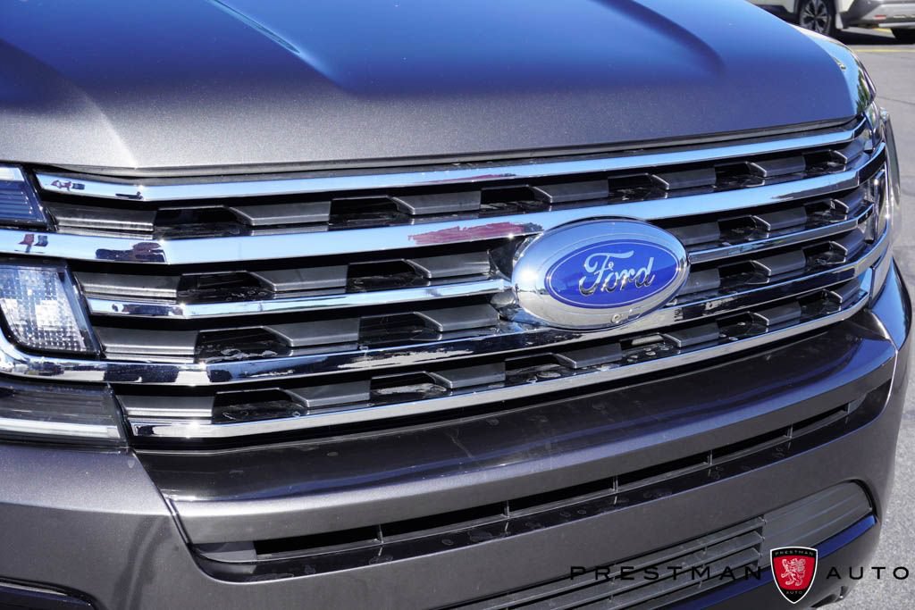 Used 2019 Ford Expedition Limited w/ Equipment Group 303A AWD/4WD image 18