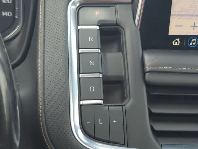 Used 2021 GMC Yukon XL AT4 w/ AT4 Premium Package AWD/4WD image 36