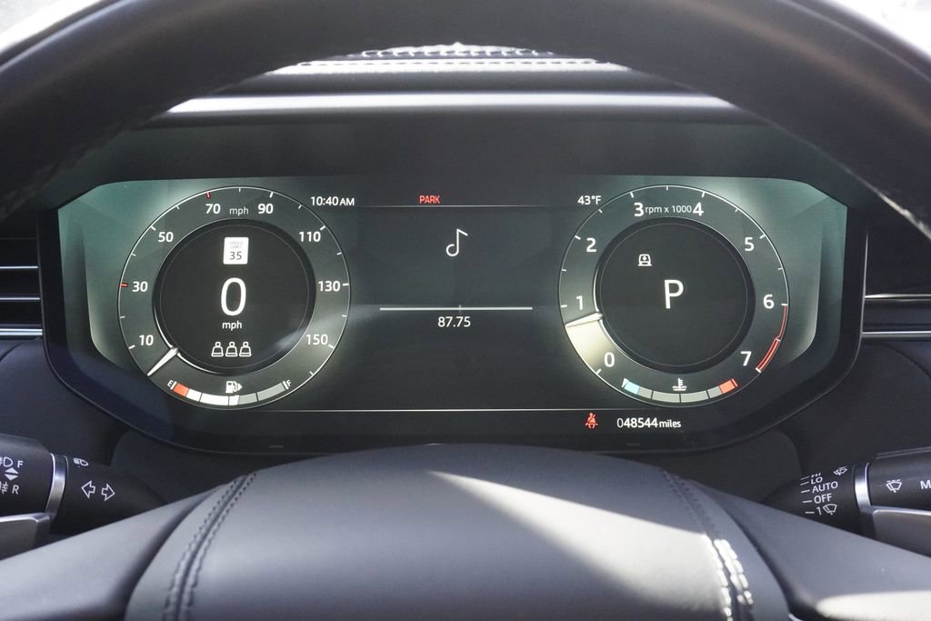 Used 2023 Land Rover Range Rover Sport SE image 11