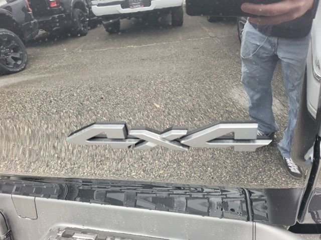 New 2026 RAM 1500 4x4 Crew Cab image 14