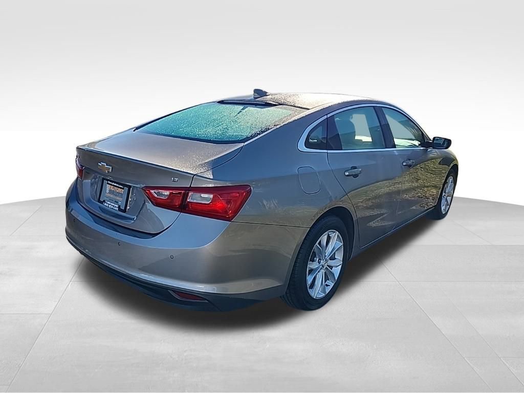 Used 2024 Chevrolet Malibu LT image 10