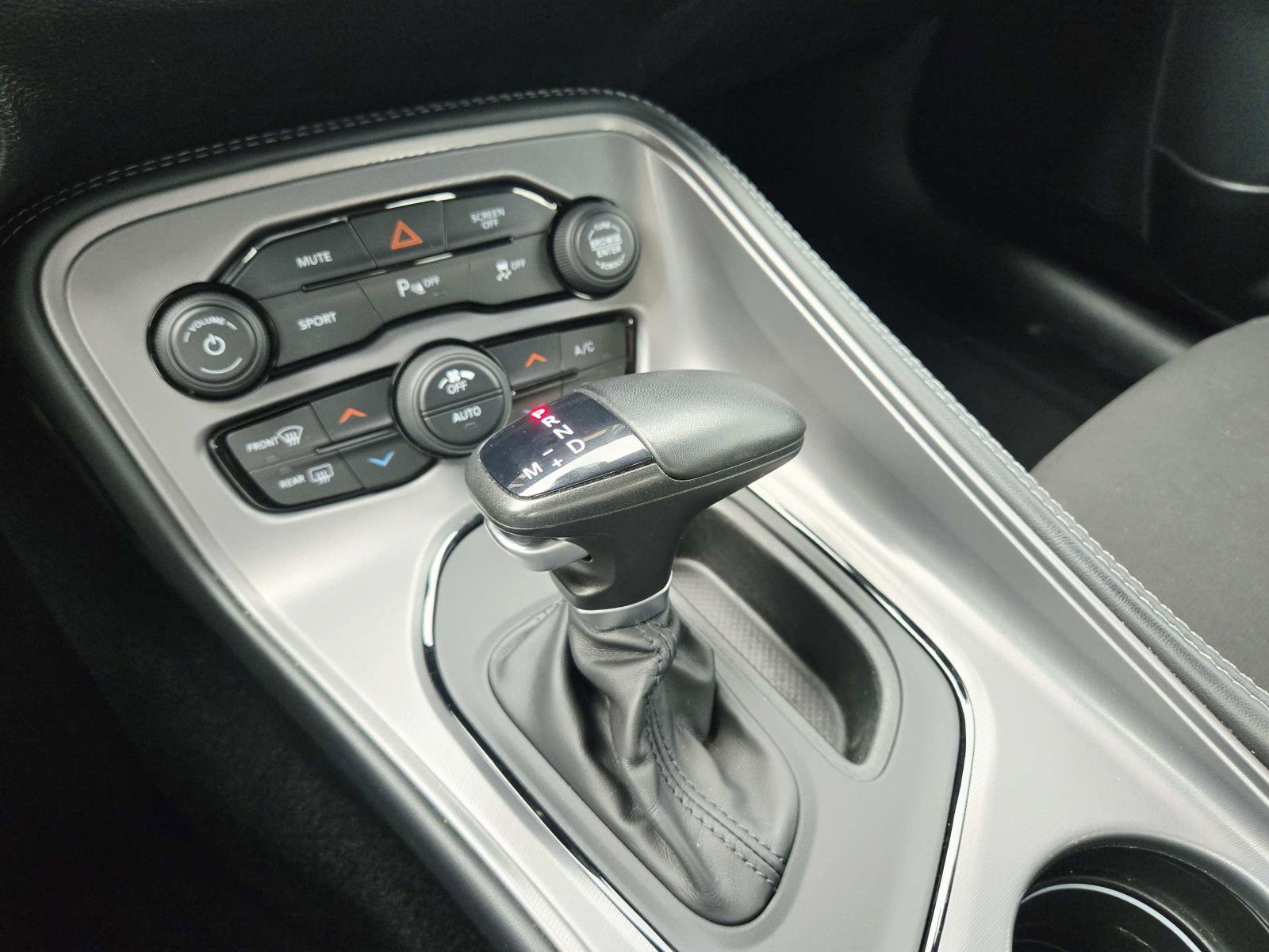 Used 2023 Dodge Challenger R/T RWD image 31