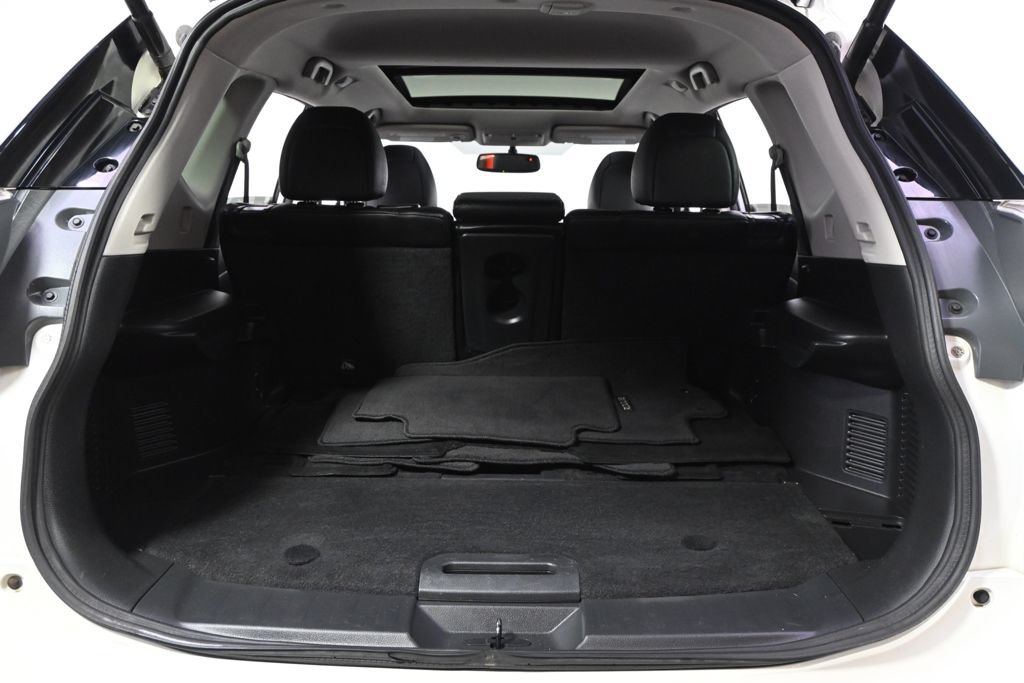Used 2016 Nissan Rogue SL w/ SL Premium Package AWD/4WD image 19