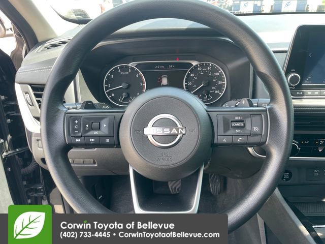 Used 2024 Nissan Rogue S image 22