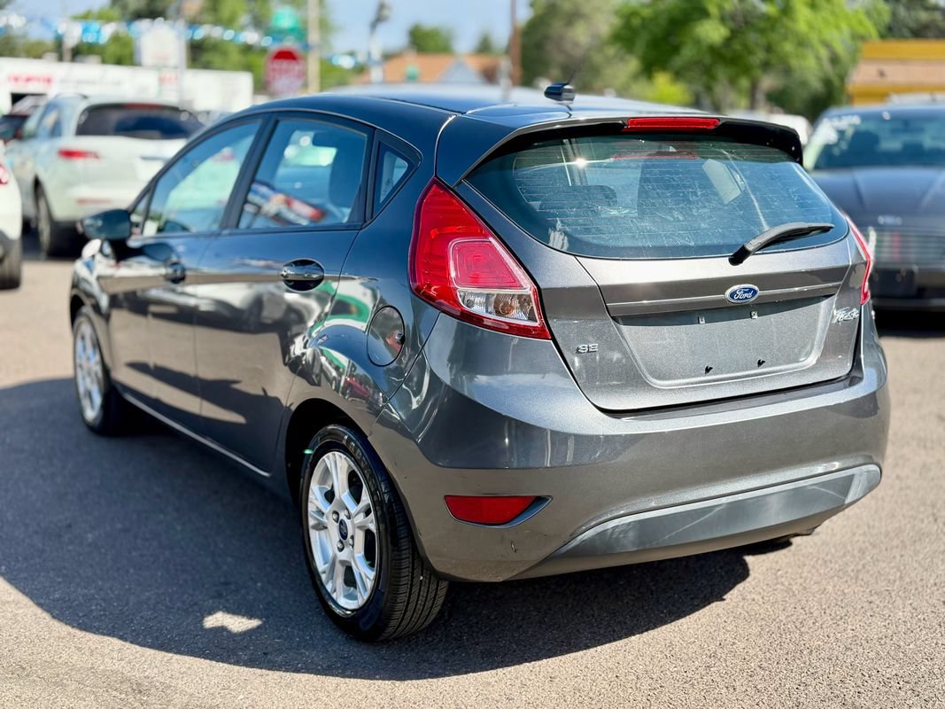 Used 2016 Ford Fiesta SE FWD image 3