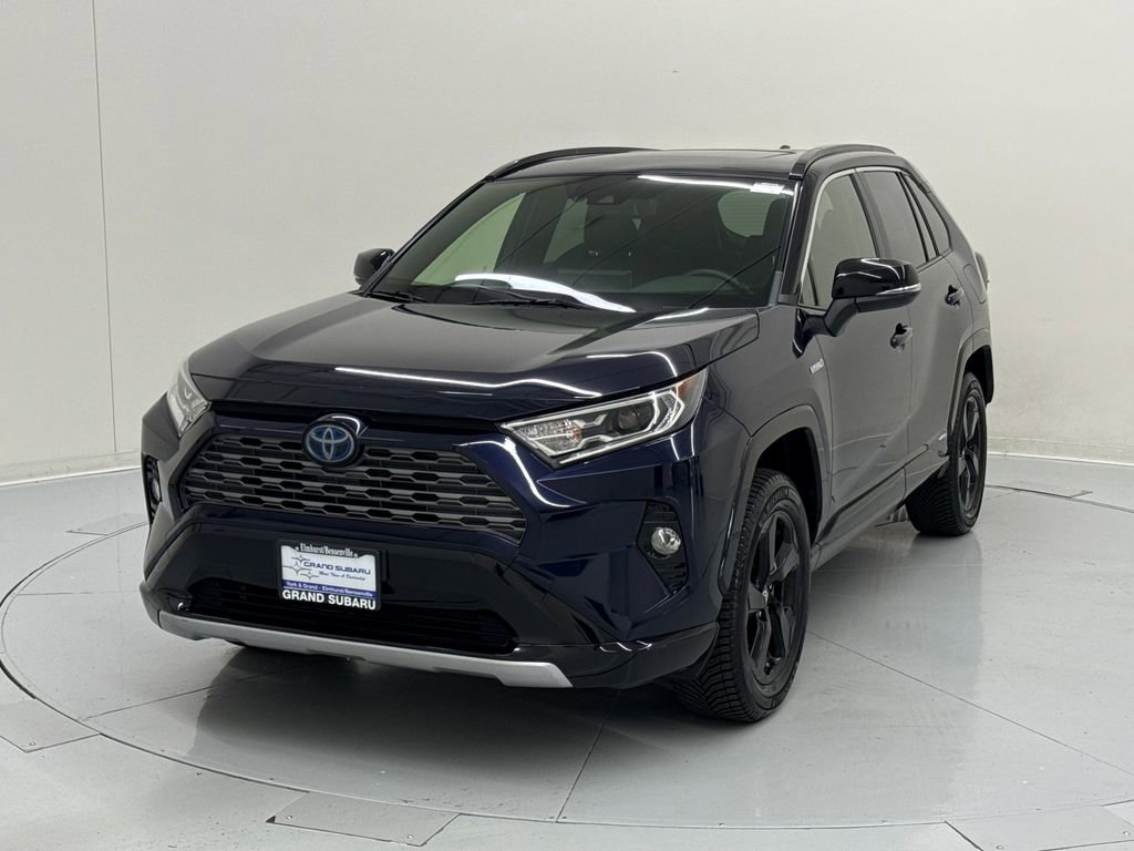 Used 2019 Toyota RAV4 XSE w/ XSE Weather Package AWD/4WD image 1