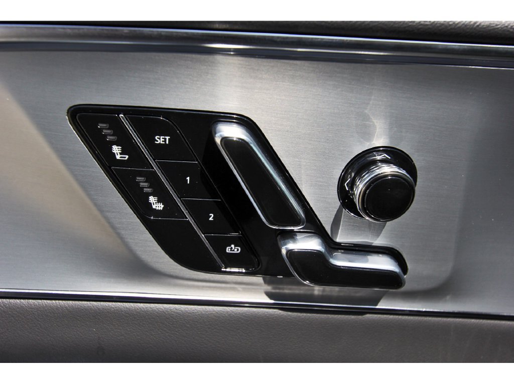 New 2027 Cadillac Vistiq Luxury AWD/4WD image 22