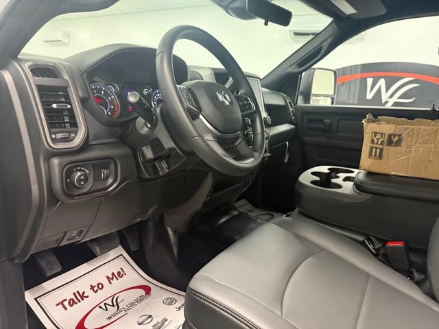 New 2026 RAM 2500 Tradesman w/ Chrome Appearance Group AWD/4WD image 10