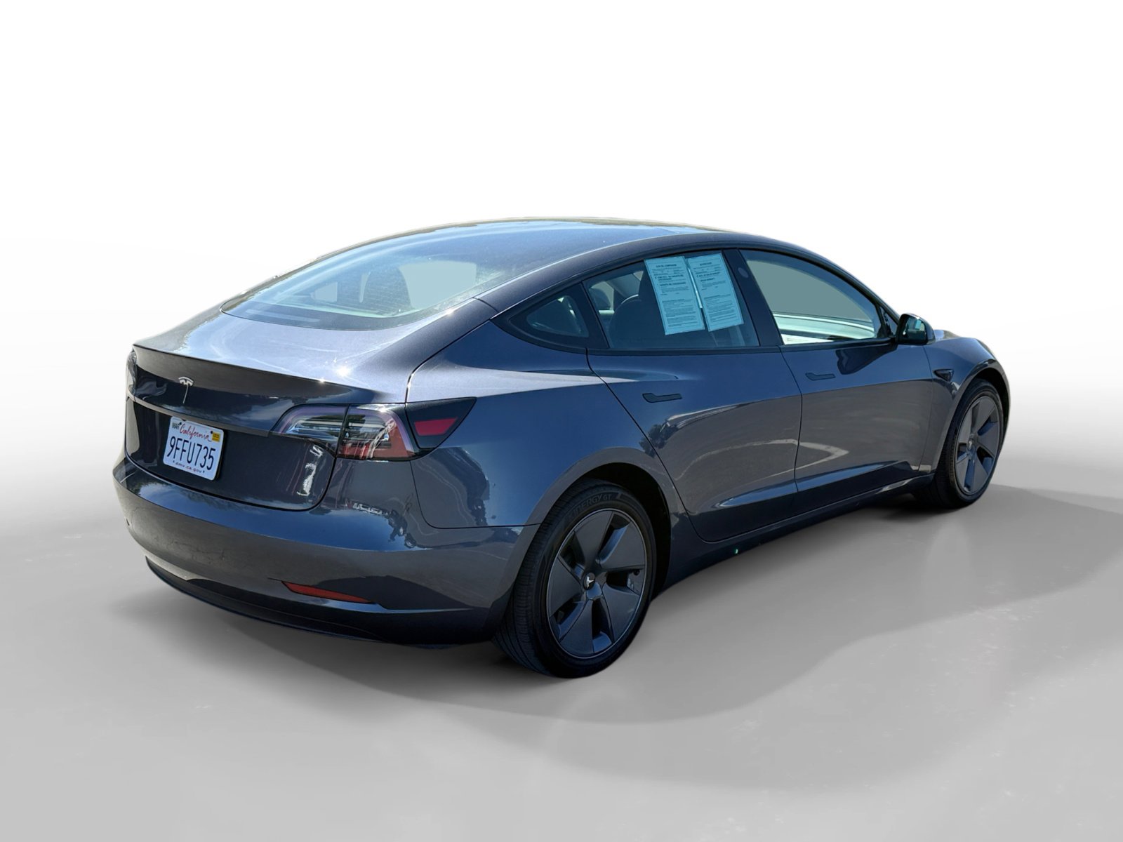 Used 2023 Tesla Model 3 Standard Range image 5