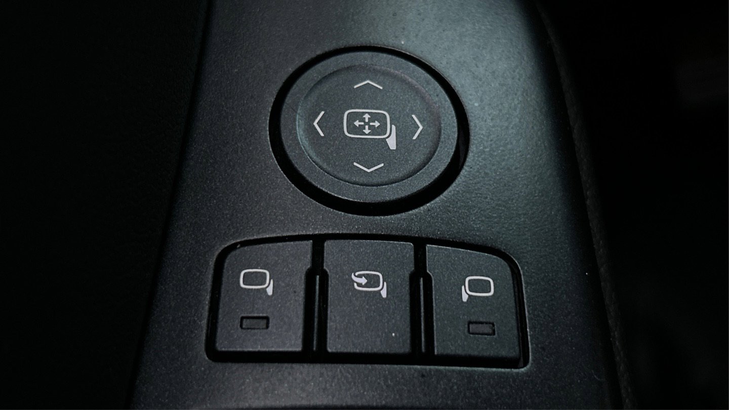 Used 2020 GMC Yukon XL Denali image 44