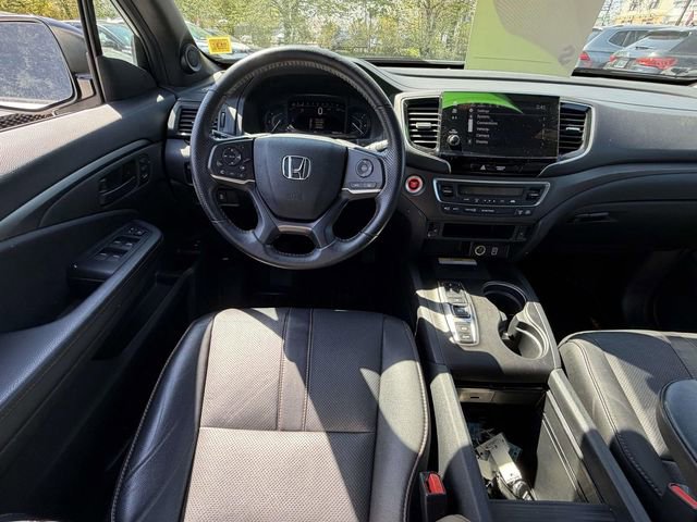 Used 2023 Honda Passport TrailSport image 14
