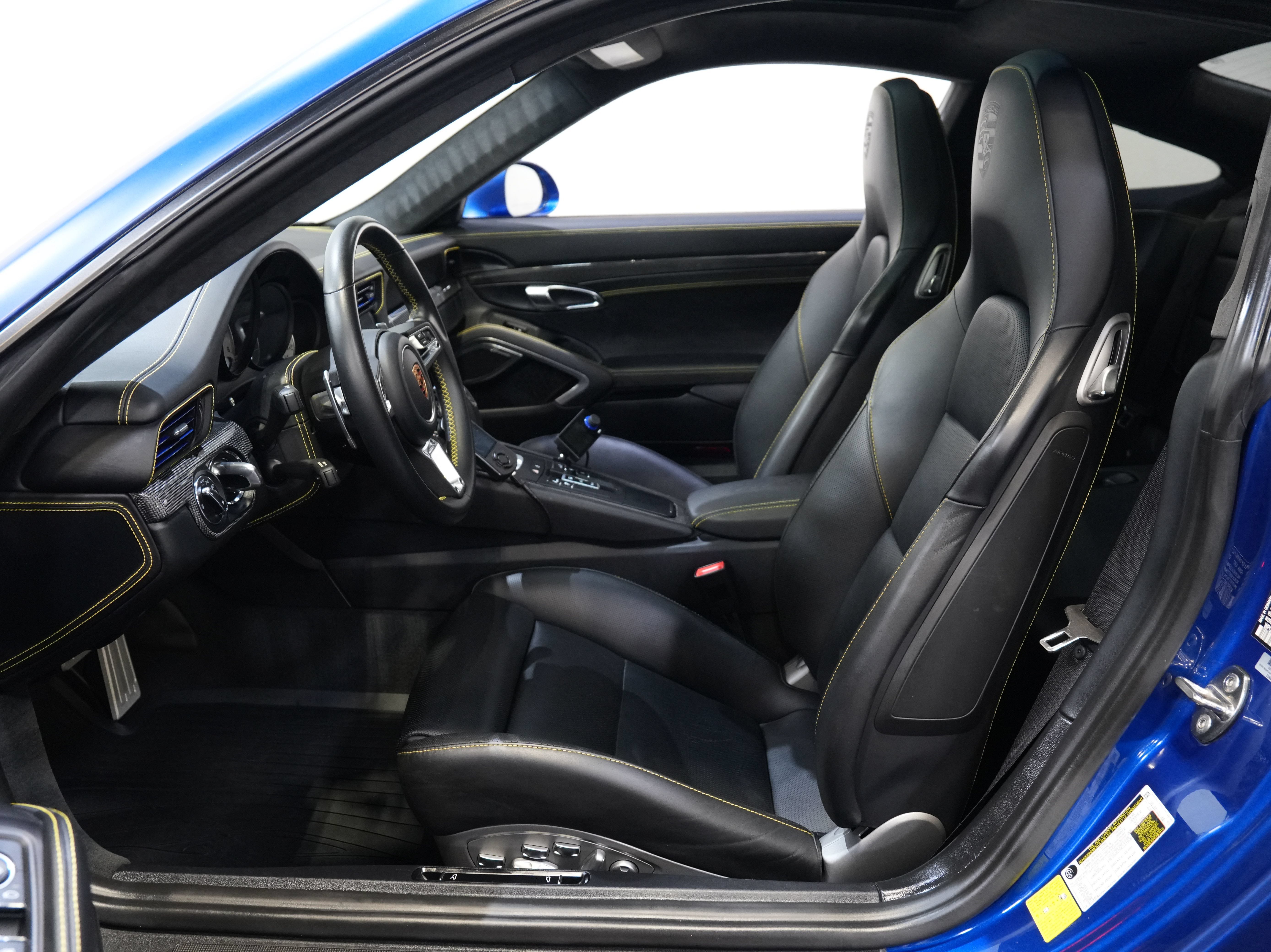 Used 2019 Porsche 911 Turbo S AWD/4WD image 35