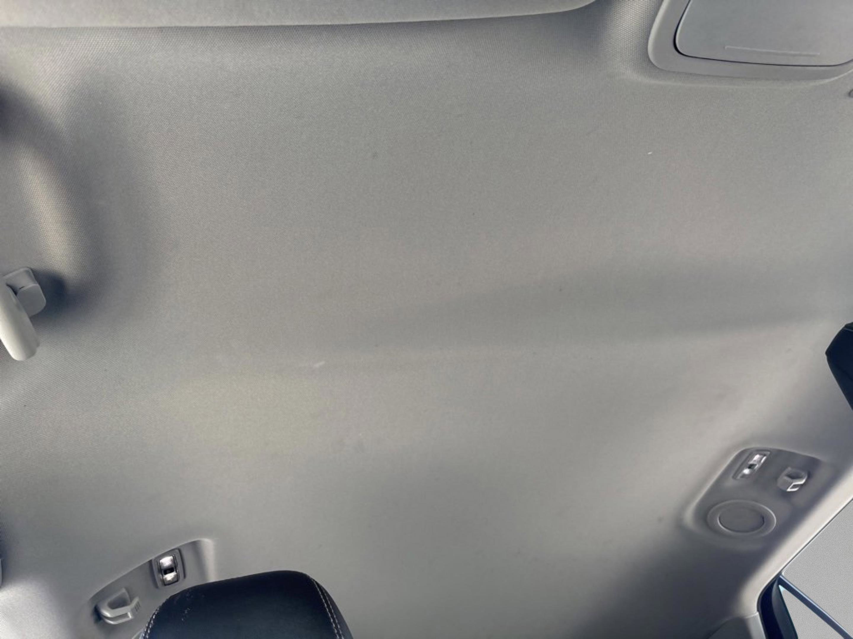 Used 2023 Ford Explorer XLT w/ Equipment Group 202A image 34