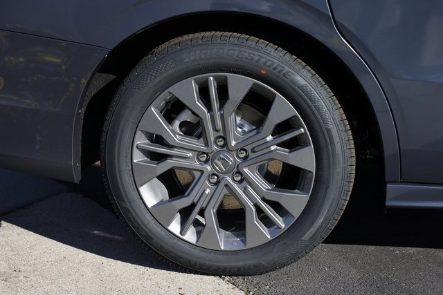 New 2026 Honda Odyssey Touring image 18