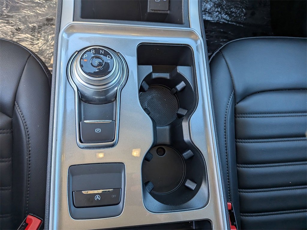 Used 2024 Ford Edge SEL image 20