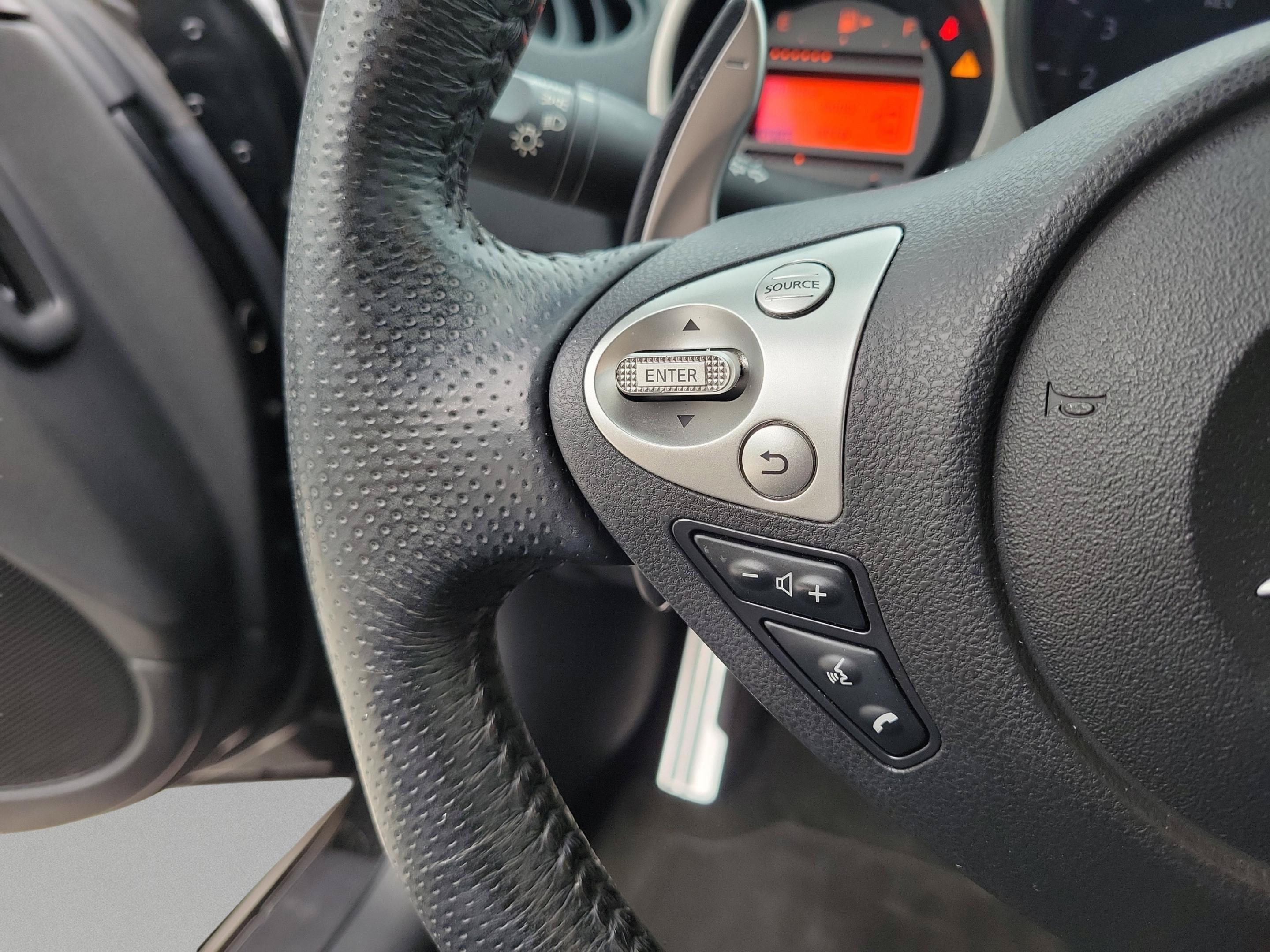 Used 2016 Nissan 370Z Touring RWD image 24