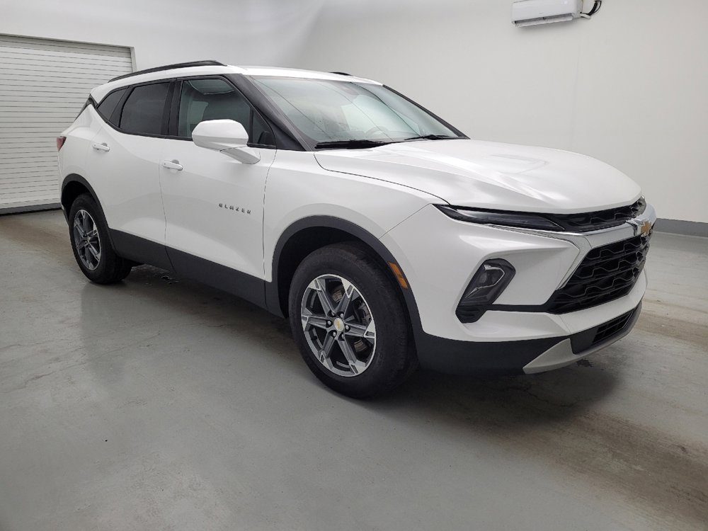 Used 2024 Chevrolet Blazer LT w/ Convenience Package FWD image 11