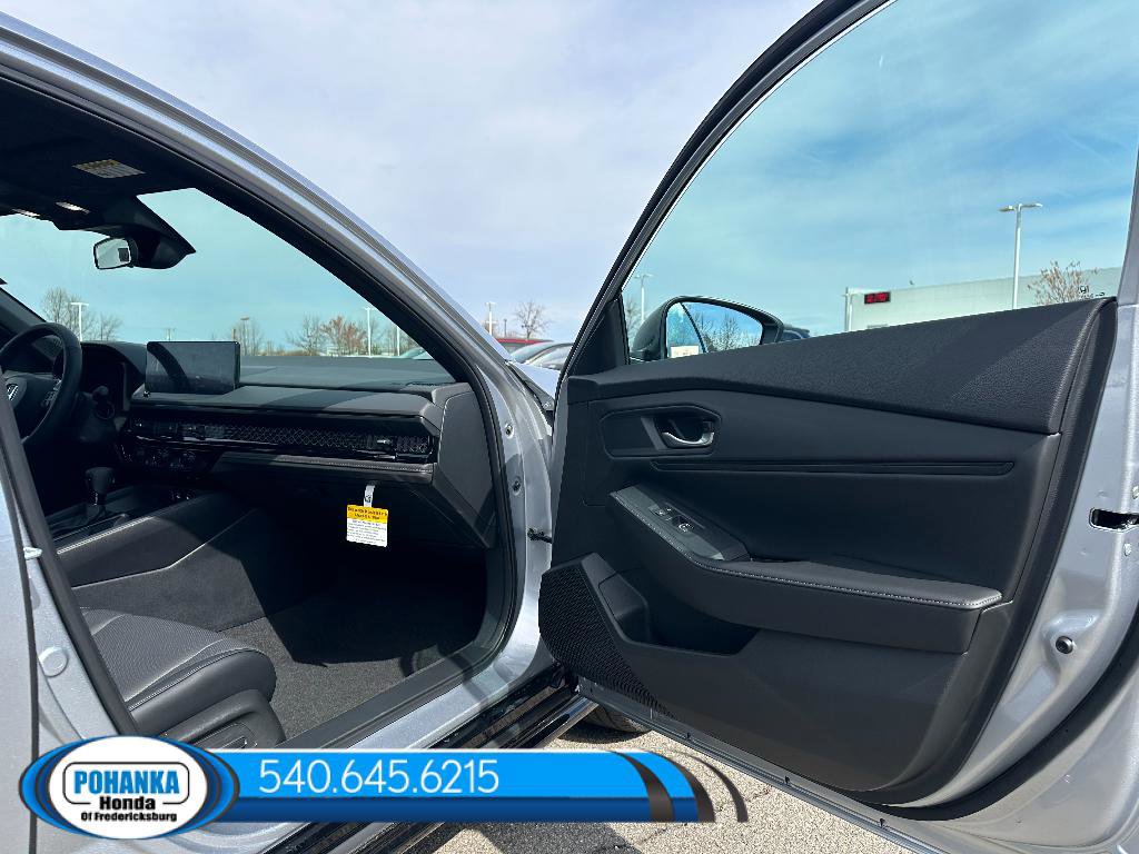 New 2026 Honda Accord Hybrid Sport-L FWD image 31