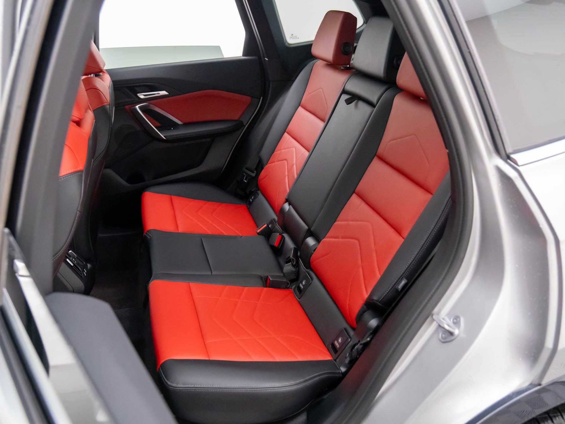 Certified 2025 BMW X1 xDrive28i image 16