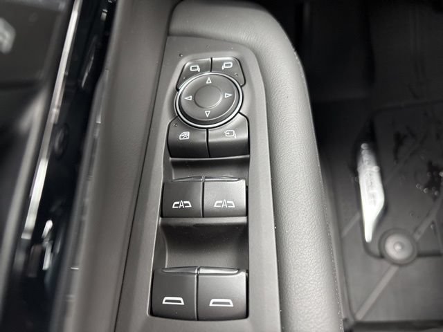 New 2026 Chevrolet Suburban Premier AWD/4WD image 16