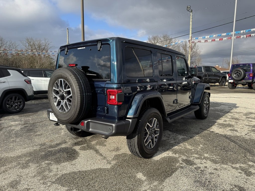 Used 2025 Jeep Wrangler Sahara w/ Safety Group image 7