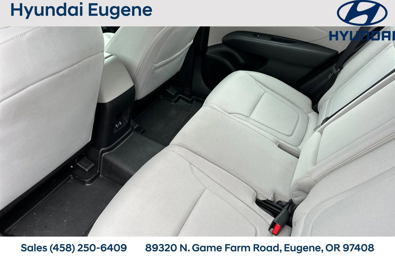 Used 2025 Hyundai Tucson SE AWD/4WD image 16