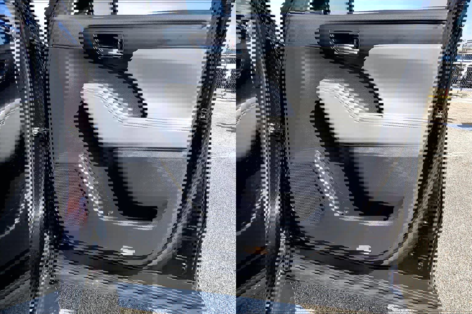 Used 2022 Toyota Highlander XLE image 22