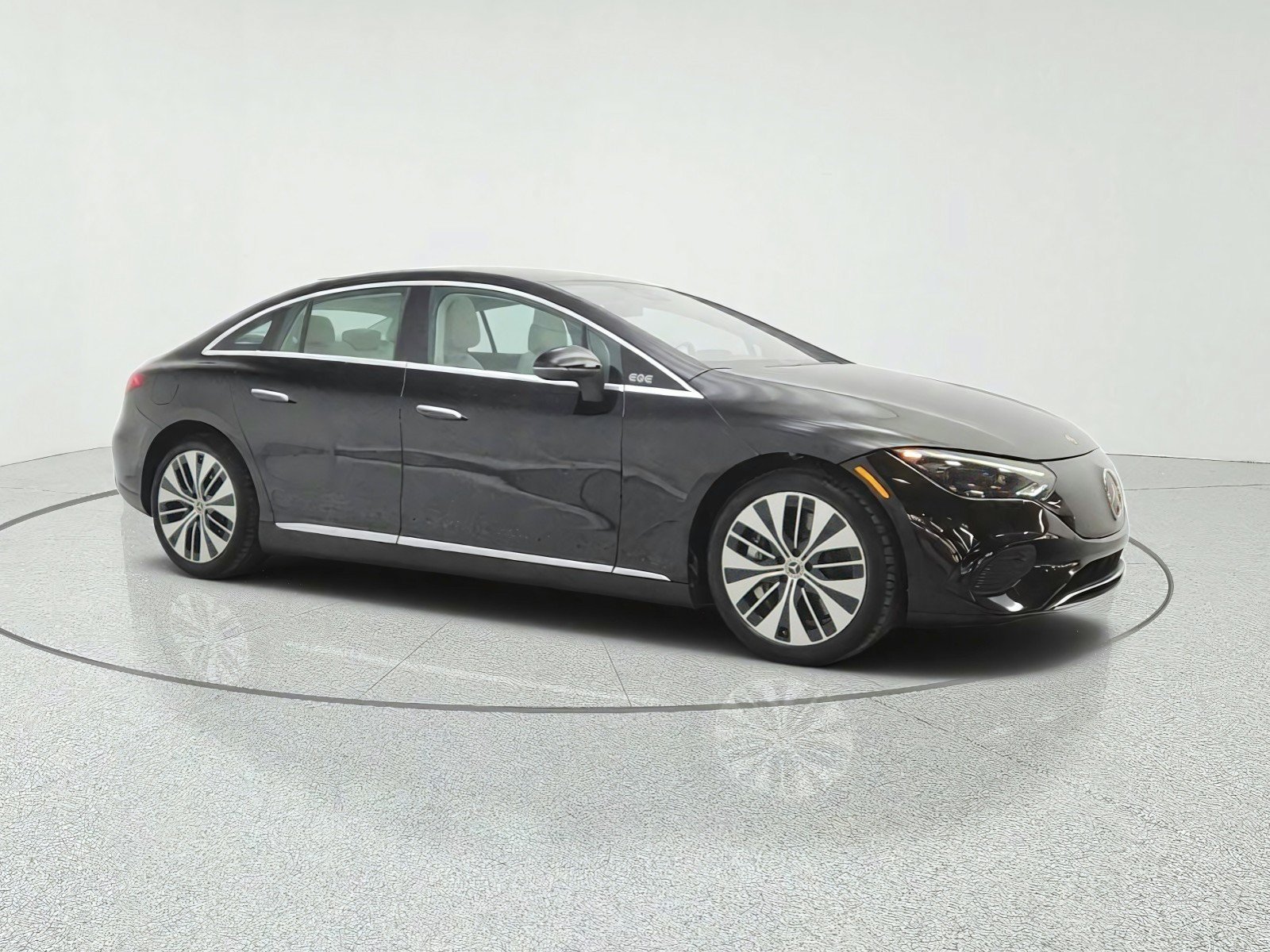 Used 2023 Mercedes-Benz EQE 350+ Sedan image 3