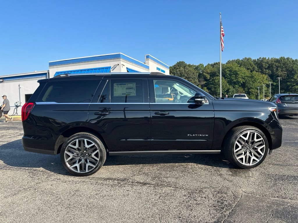 New 2027 Ford Expedition Platinum w/ Platinum Ultimate Package AWD/4WD image 2